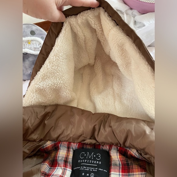 C•M•3 Women’s vest jacket with fleece lined hood. Sz L EUC zips snaps pockets - Picture 4 of 11